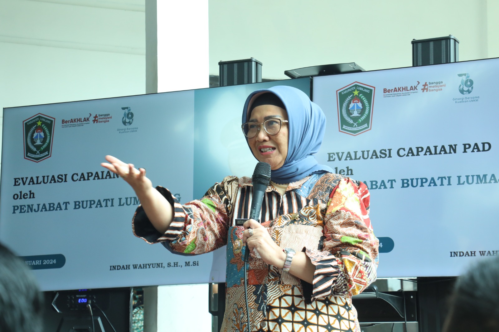 Kunjungan Kerja sekaligus Pembinaan dalam upaya pencapaian target pajak daerah tahun 2024 Oleh Pj. Bupati Lumajang (Indah Wahyuni, S.H., M.Si.) #BPRDSolid #RembukNyekrup #2024KuduNutup